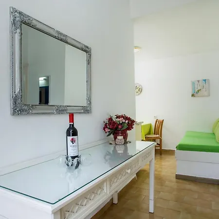 Διαμέρισμα Sabrina *