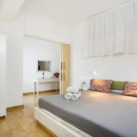 Sabrina Φαληράκι